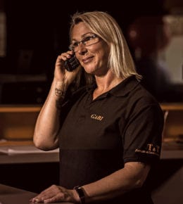 Gabi Bei Fragen rund ums Studio, zu Preisen und zum Verkauf berät Gabi euch gerne.